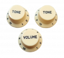 Set of strat knobs. Japan. Cream