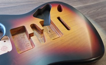 --Stratakropp HSH Satin Nitro 3T Sunburst
