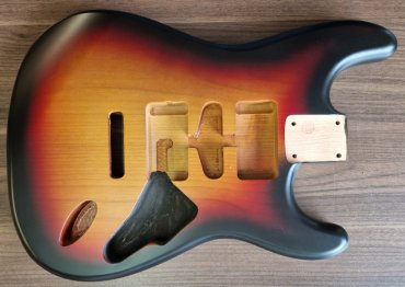 --Stratakropp HSH Satin Nitro 3T Sunburst